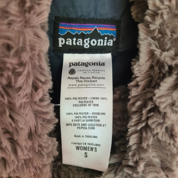 Patagonia Pelage green fuzzy faux fur jacket with pockets! - Picture 8 of 8